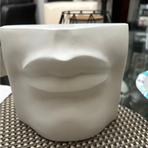 A gallerie 3d mouth/lips - Picture 1 of 4